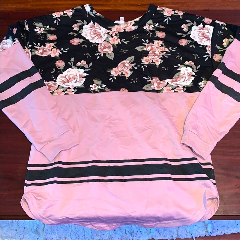 sweatshirt